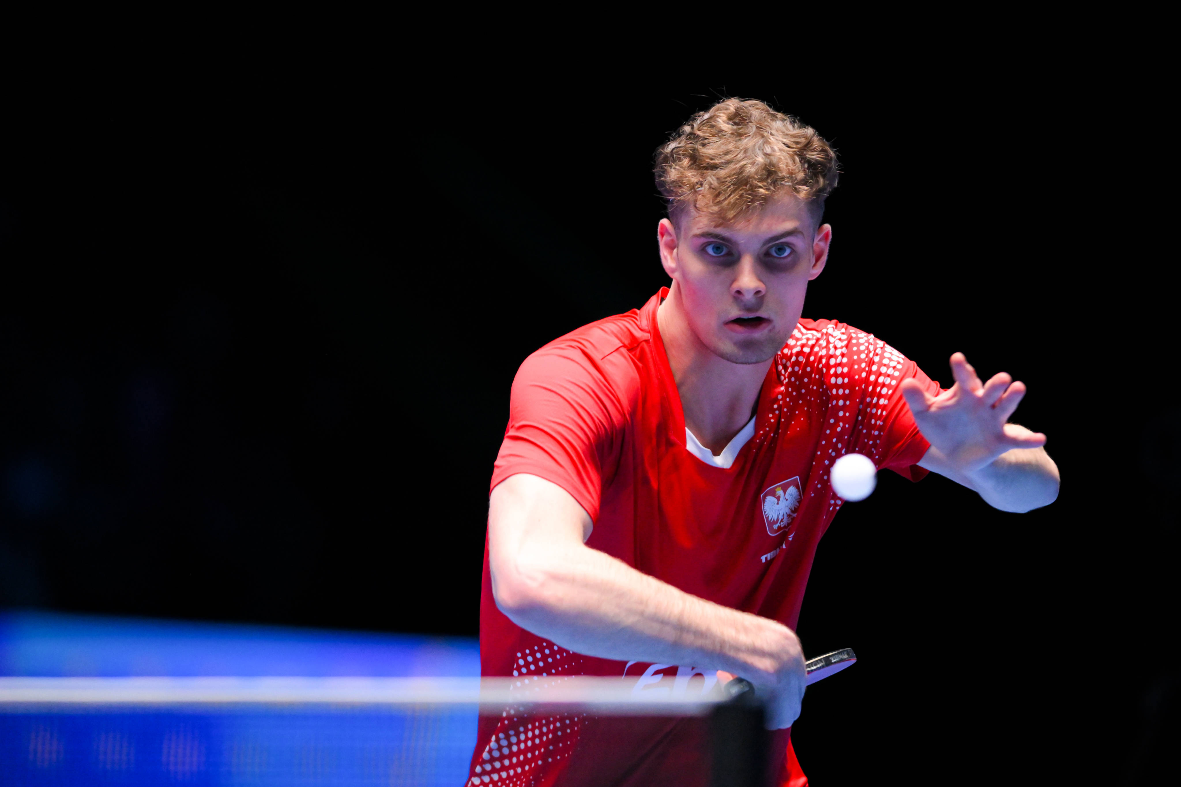 法国乒乓球队险胜波兰乒乓球队，张本智和统治全场