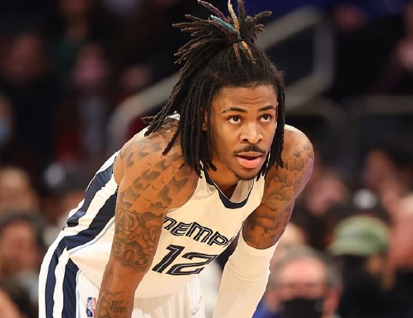 吉林队逆转公牛，布克状态火热